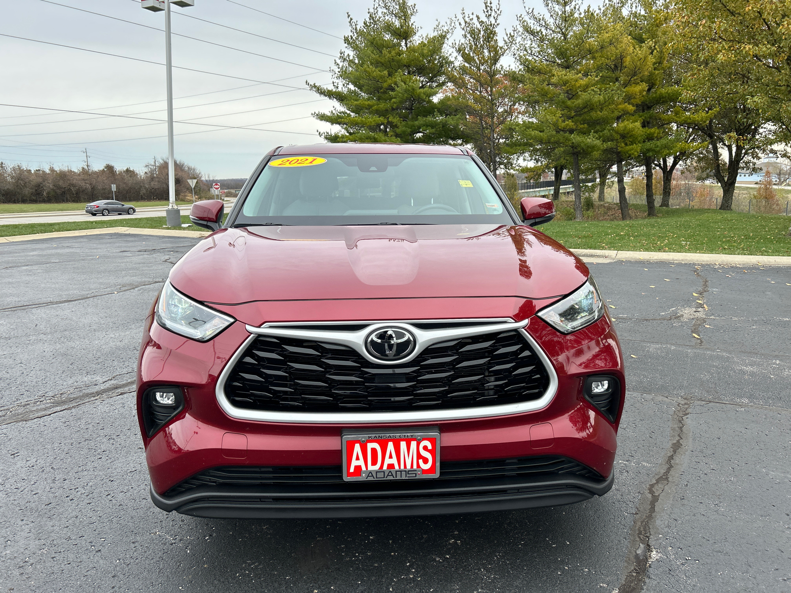 2021 Toyota Highlander LE 3