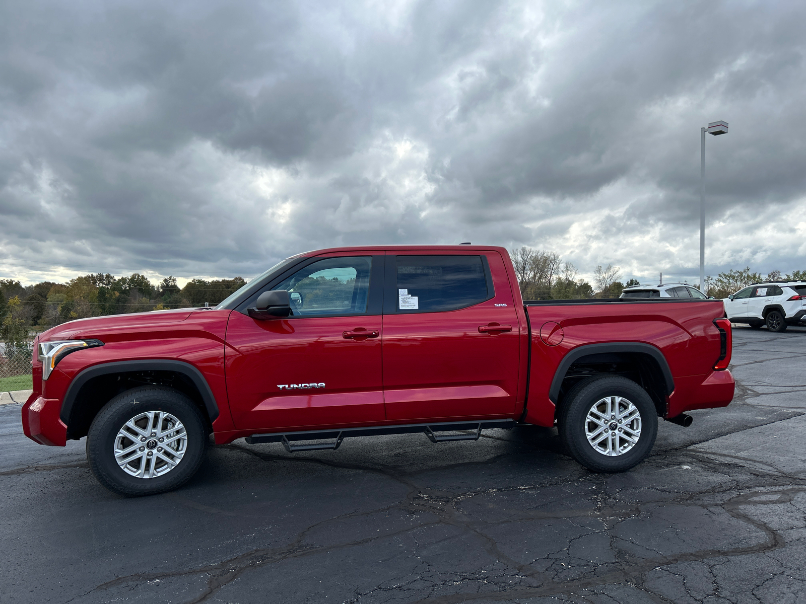 2024 Toyota Tundra 4WD SR5 5