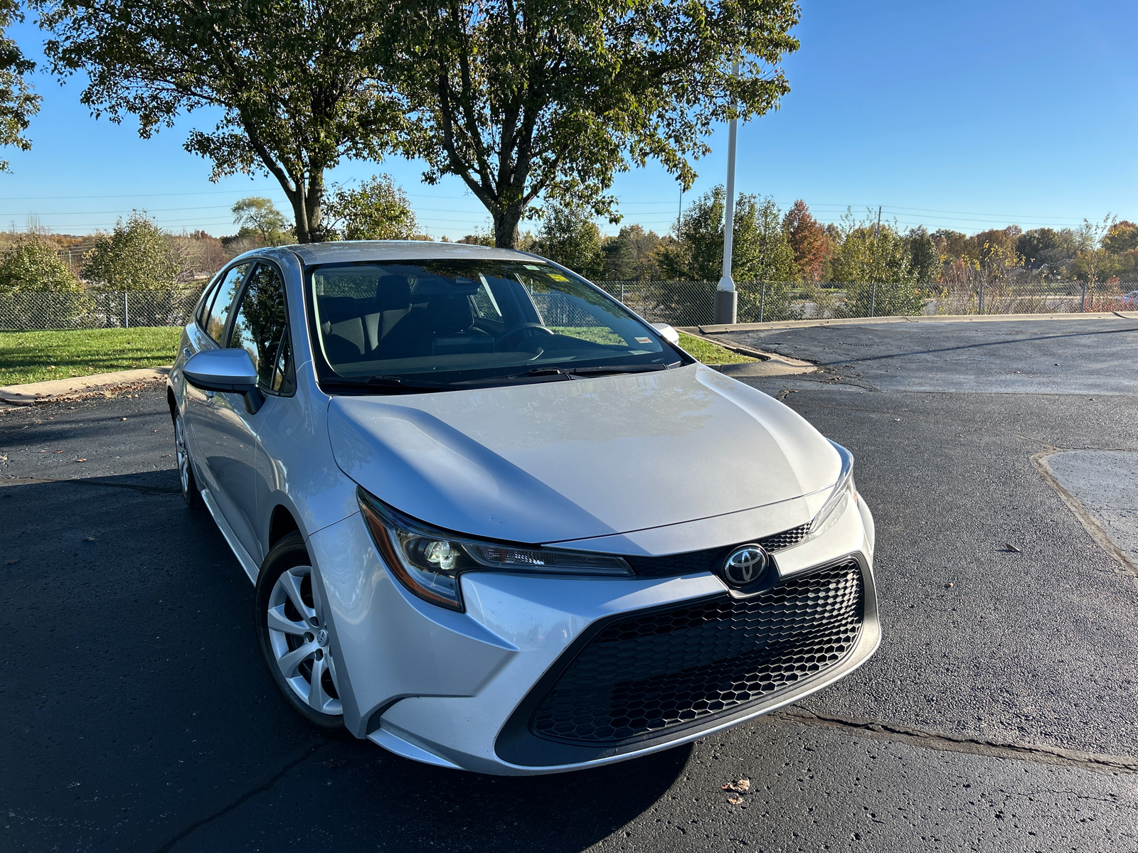 2022 Toyota Corolla LE 2