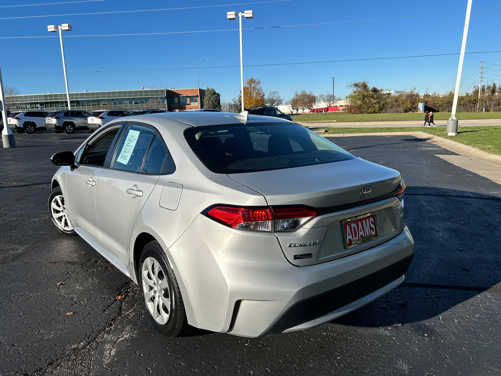 2022 Toyota Corolla LE 7