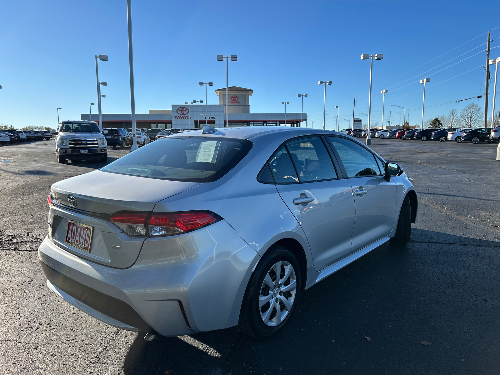 2022 Toyota Corolla LE 9