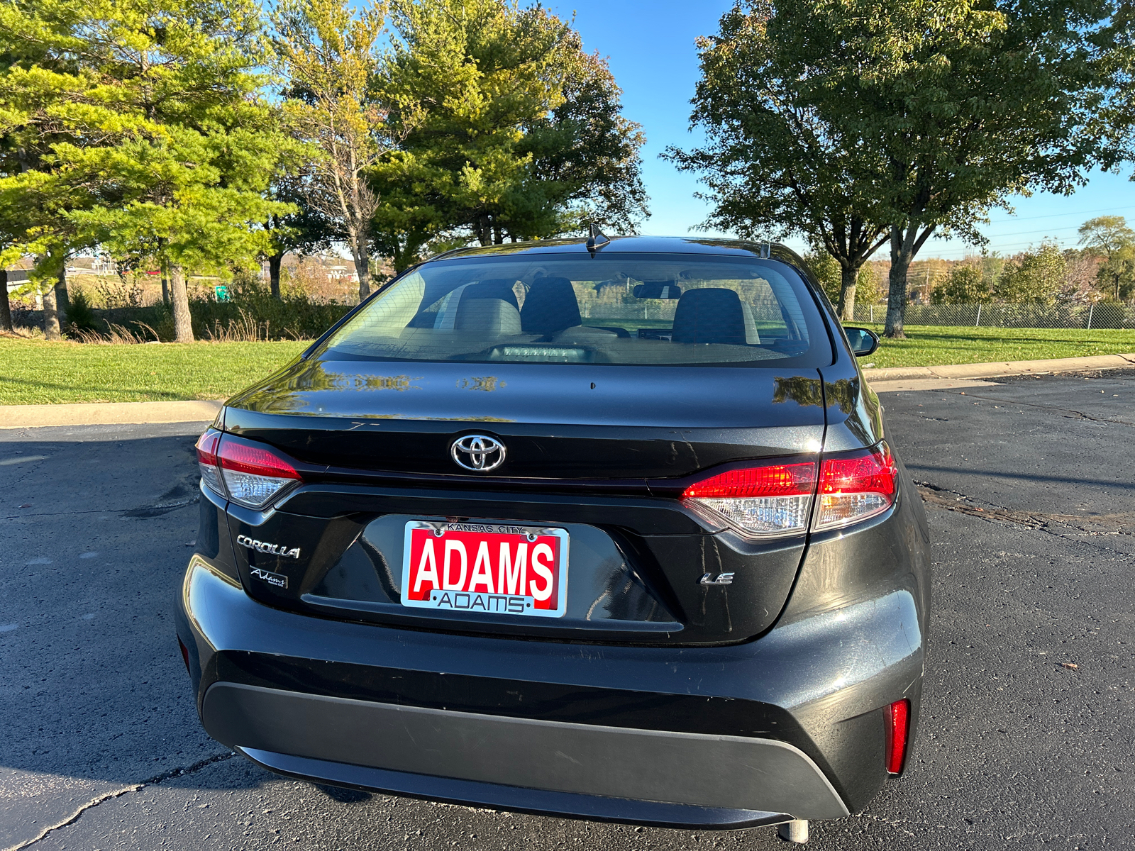 2022 Toyota Corolla LE 8