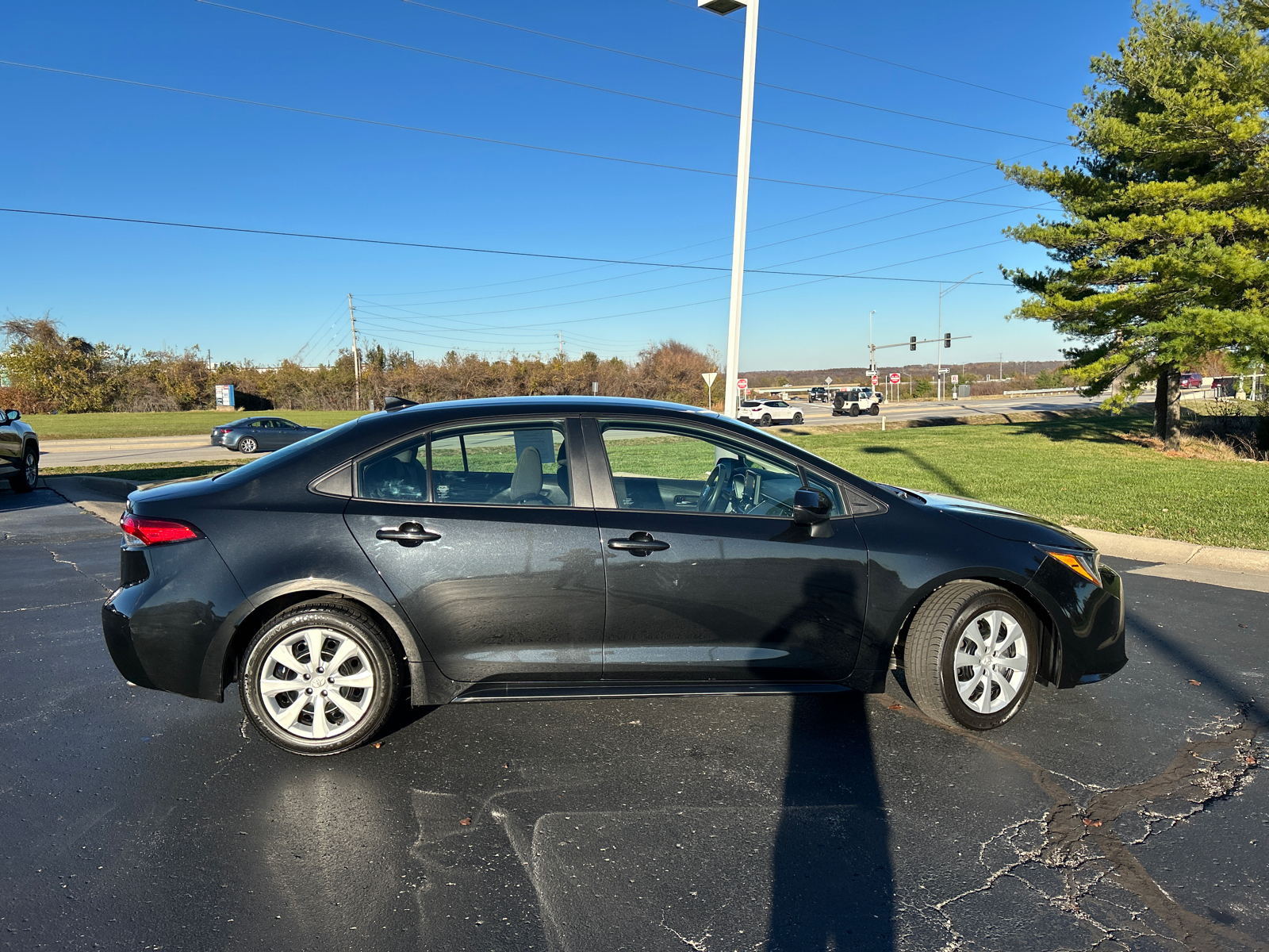 2022 Toyota Corolla LE 10