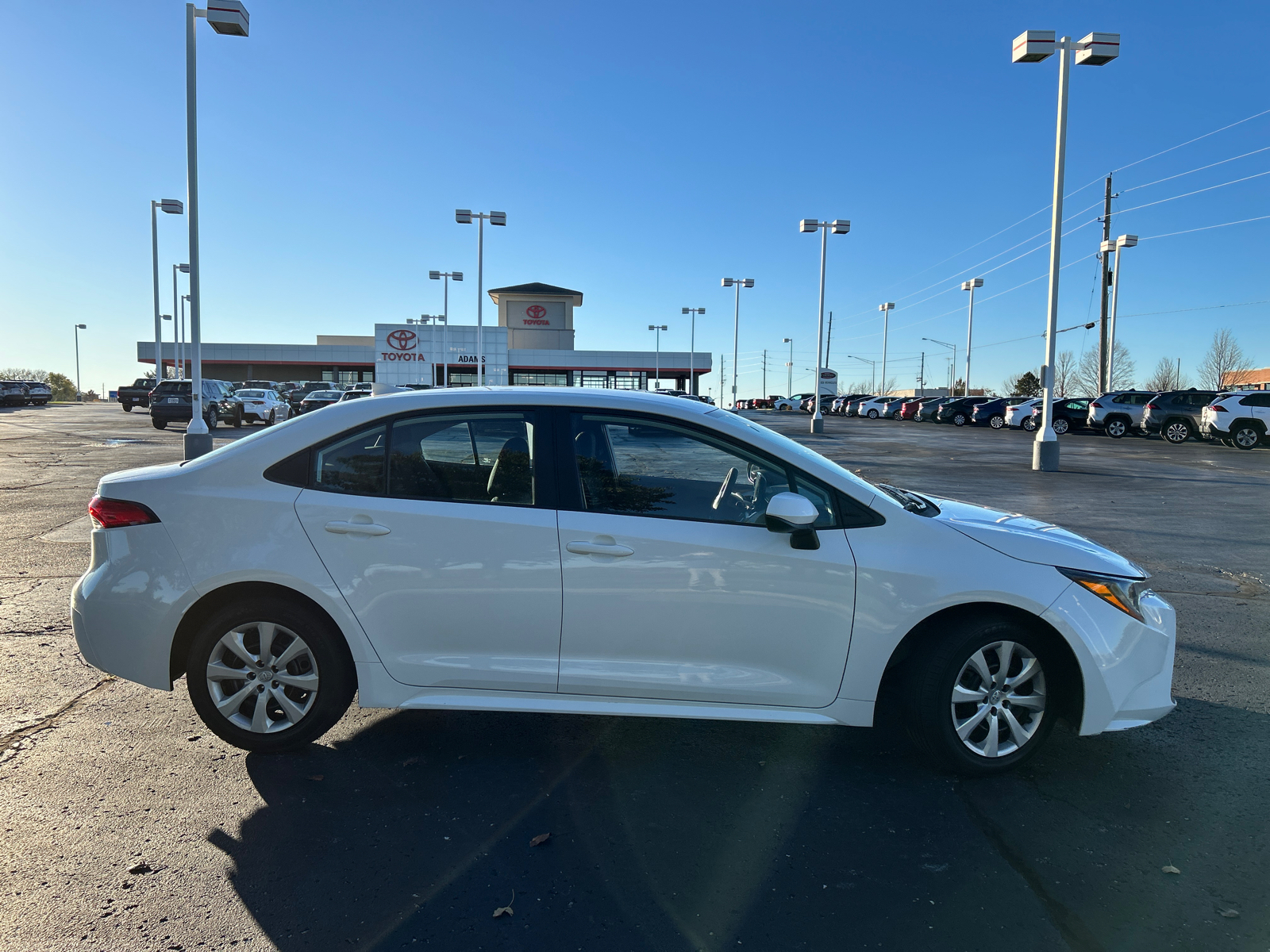 2022 Toyota Corolla LE 10