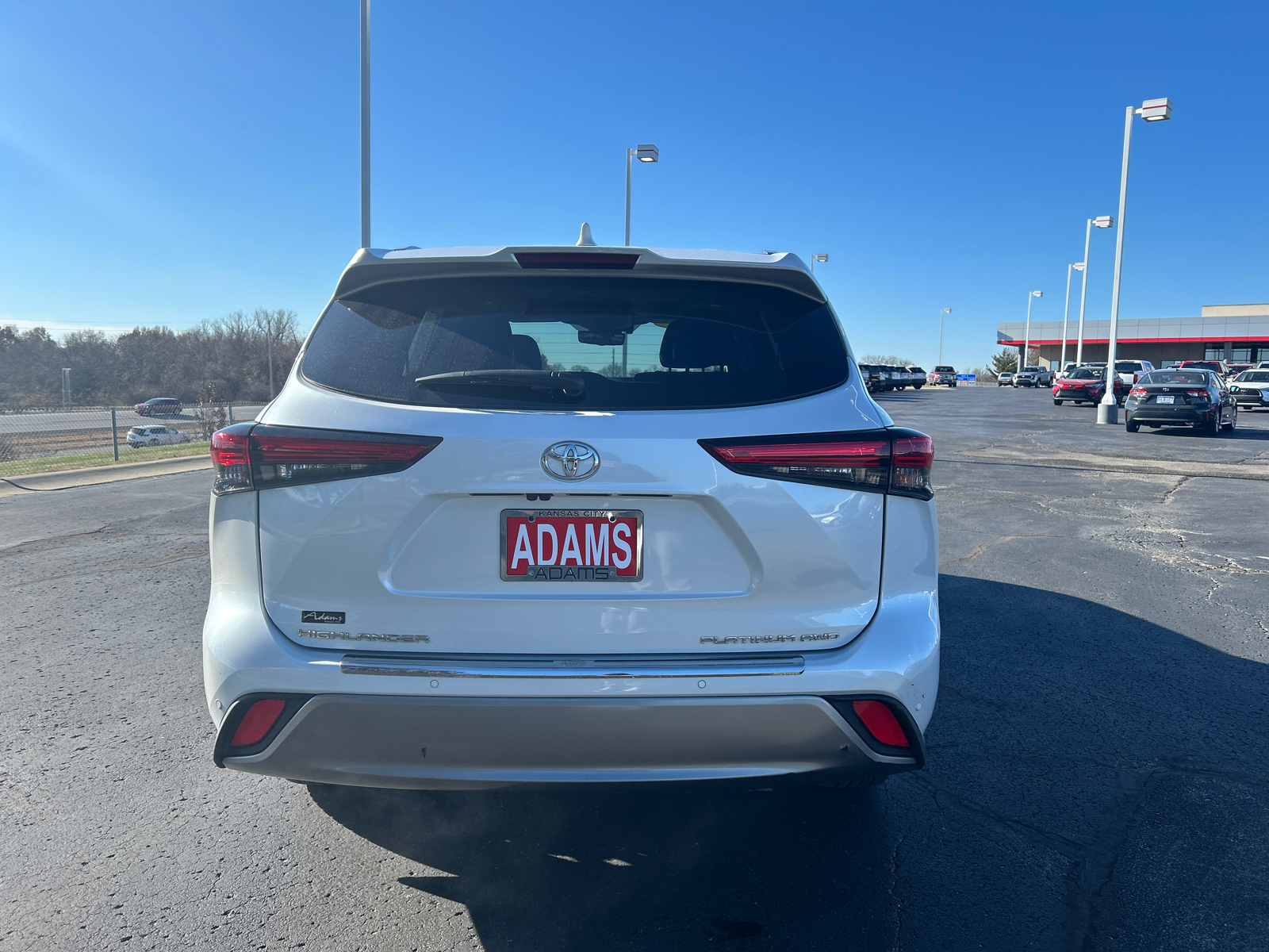 2022 Toyota Highlander Platinum 8