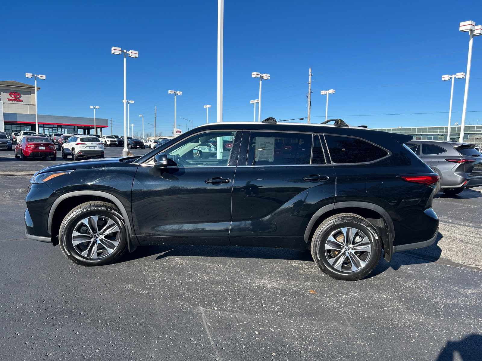 2022 Toyota Highlander XLE 5