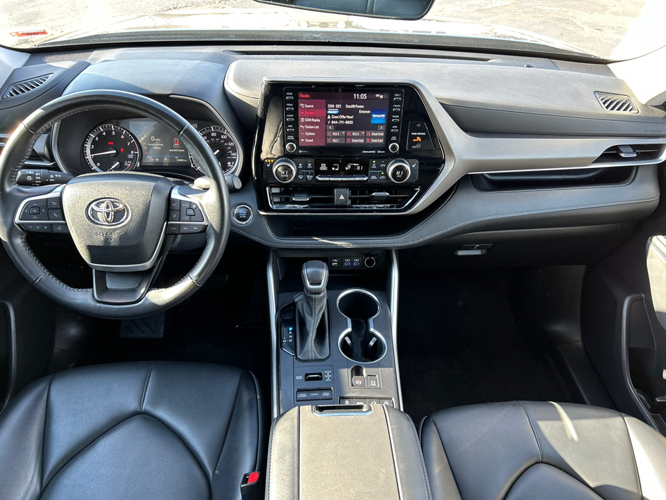 2022 Toyota Highlander XLE 21