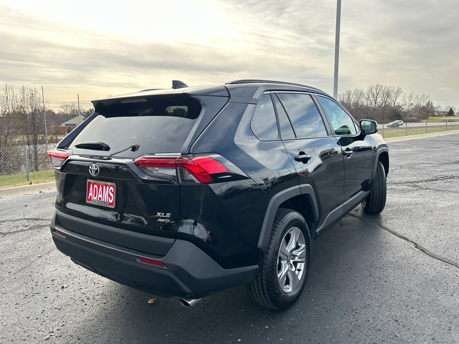 2023 Toyota RAV4 XLE 9