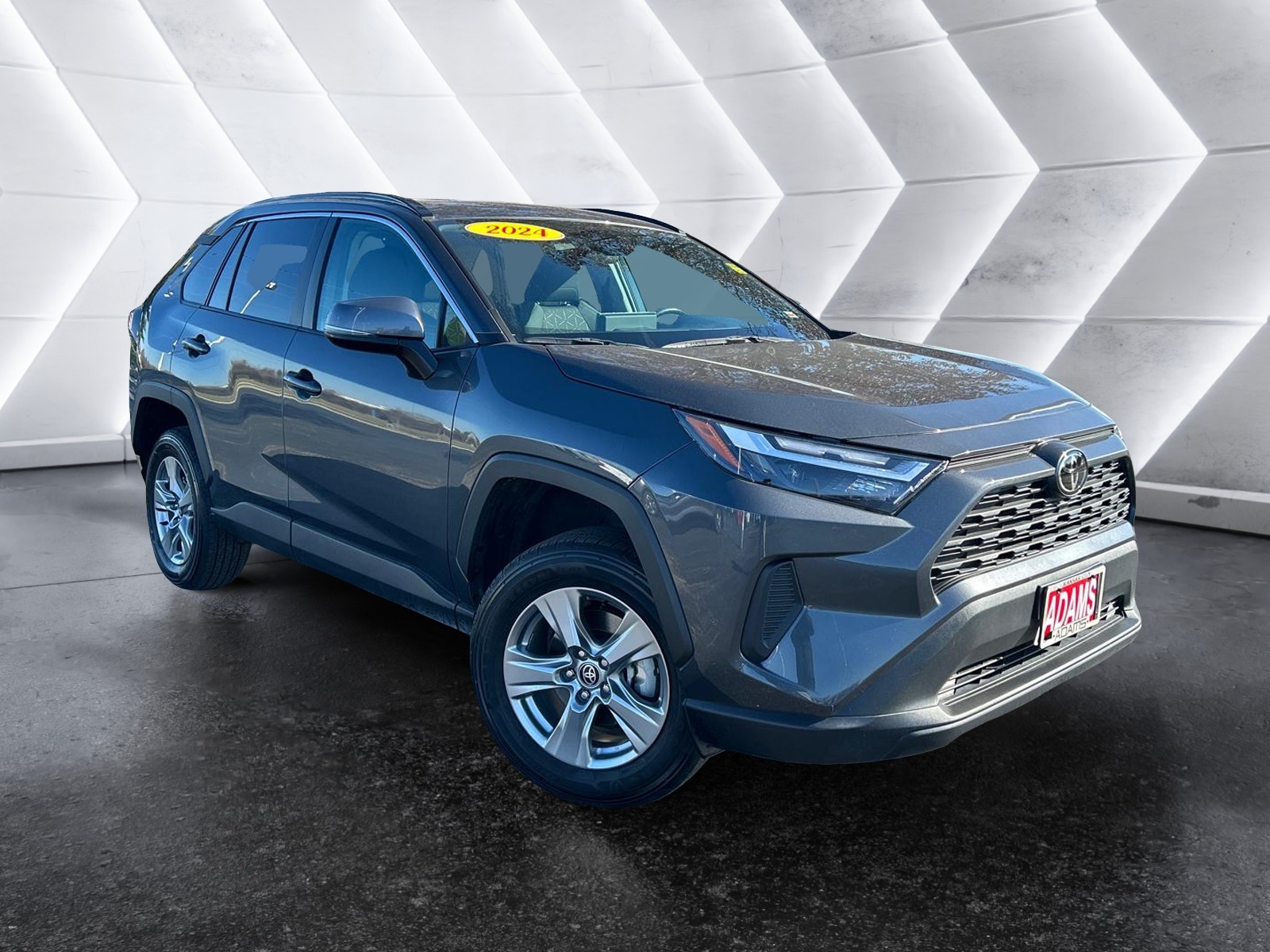 2024 Toyota RAV4 XLE 1