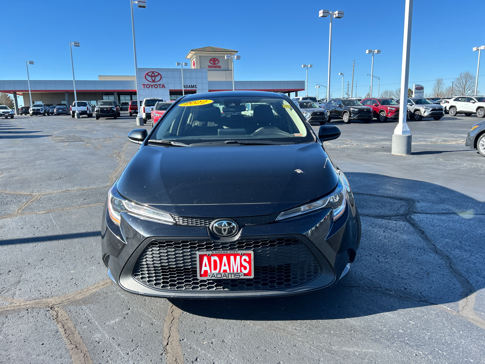 2022 Toyota Corolla LE 3