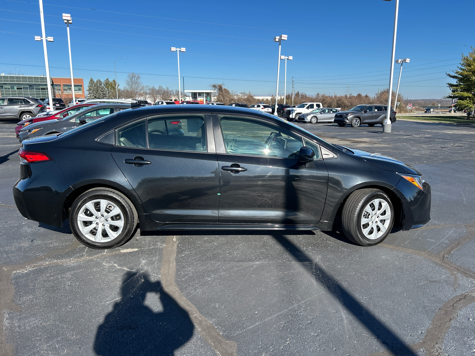 2022 Toyota Corolla LE 10