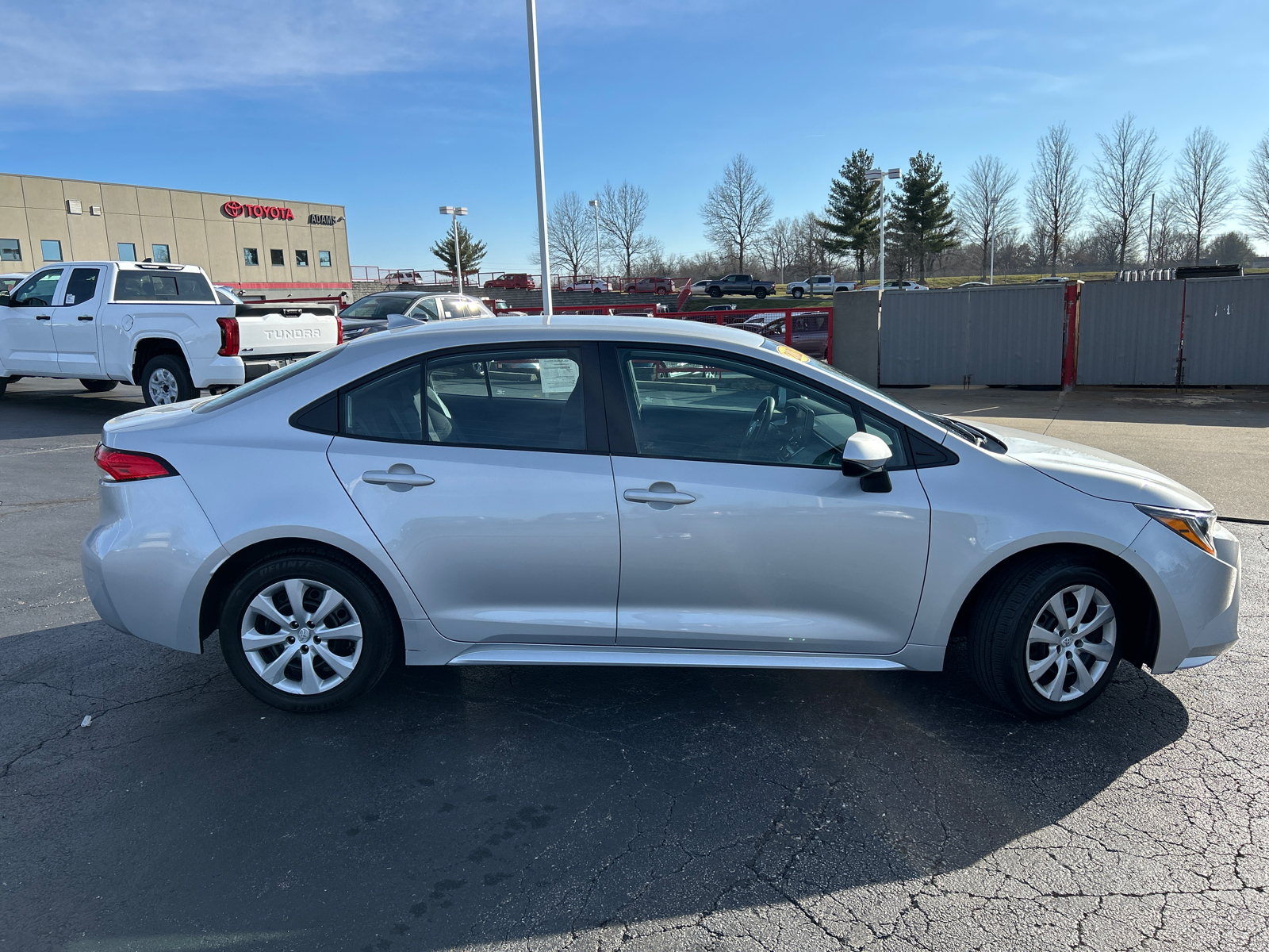 2022 Toyota Corolla LE 10