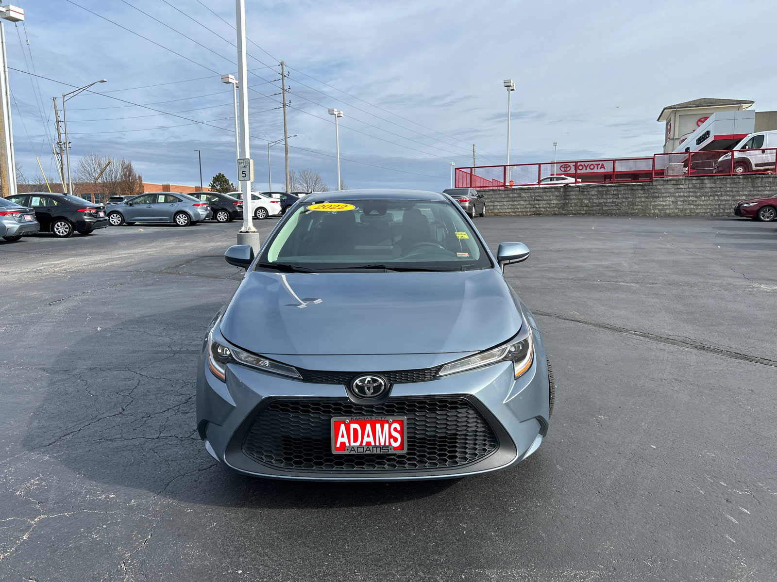 2022 Toyota Corolla LE 3