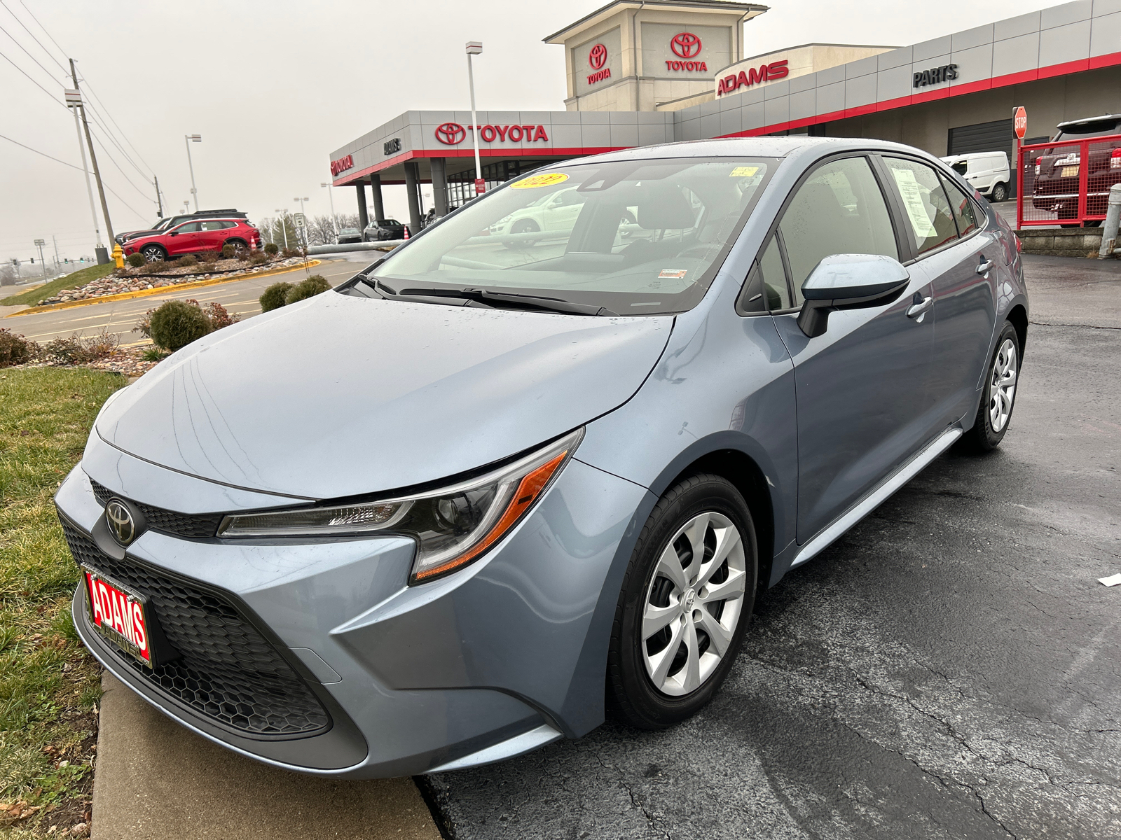 2022 Toyota Corolla LE 3