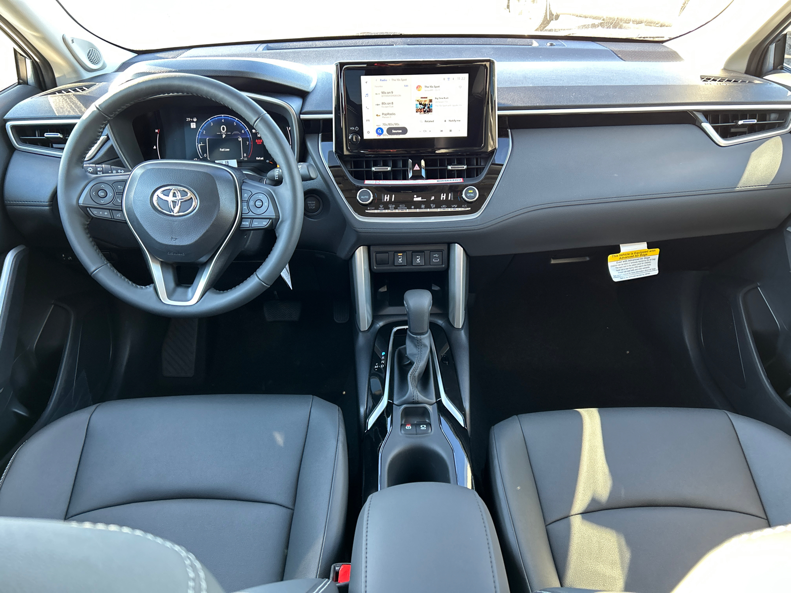 2024 Toyota Corolla Cross XLE 15