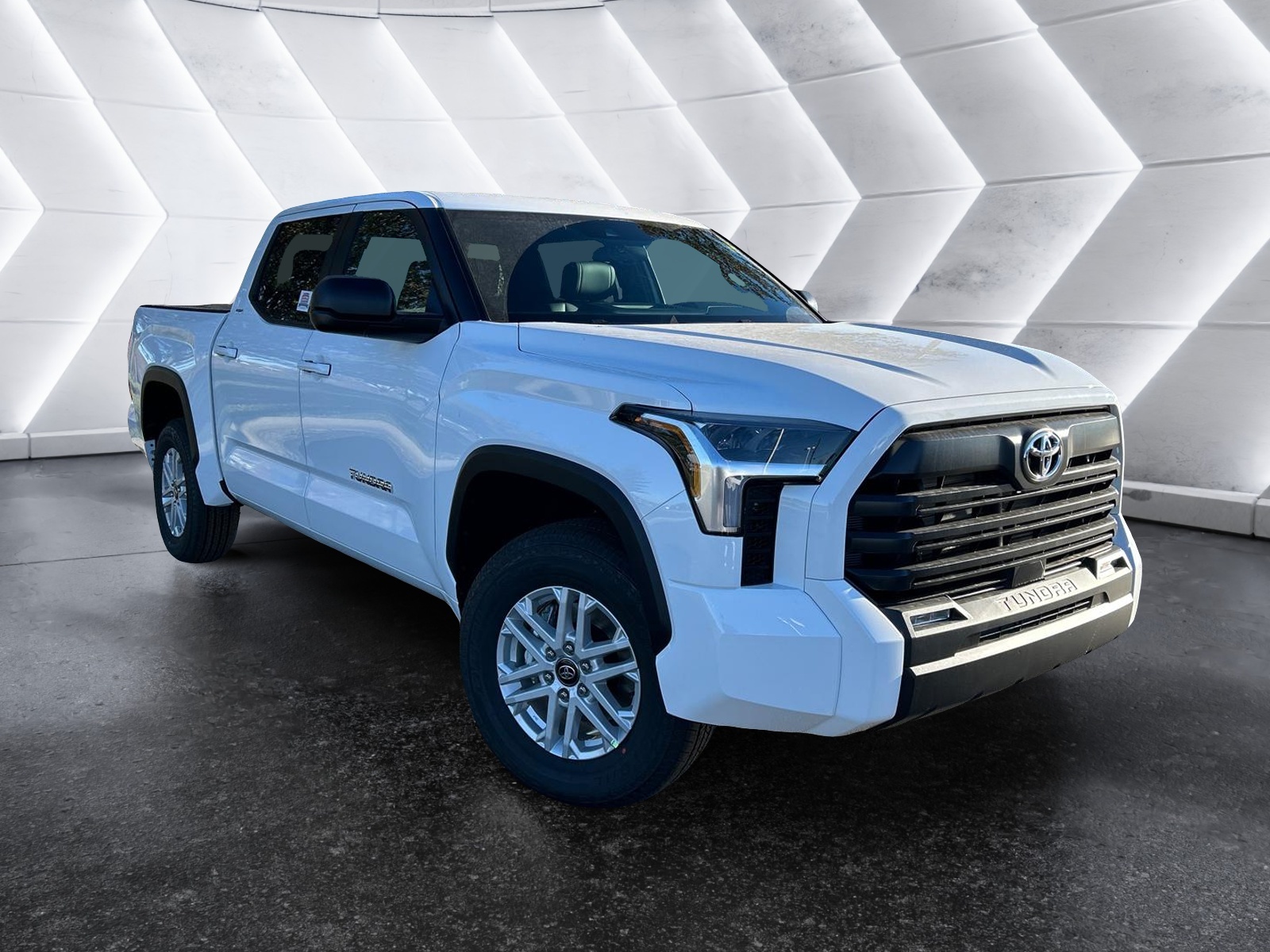 2025 Toyota Tundra 4WD SR5 1