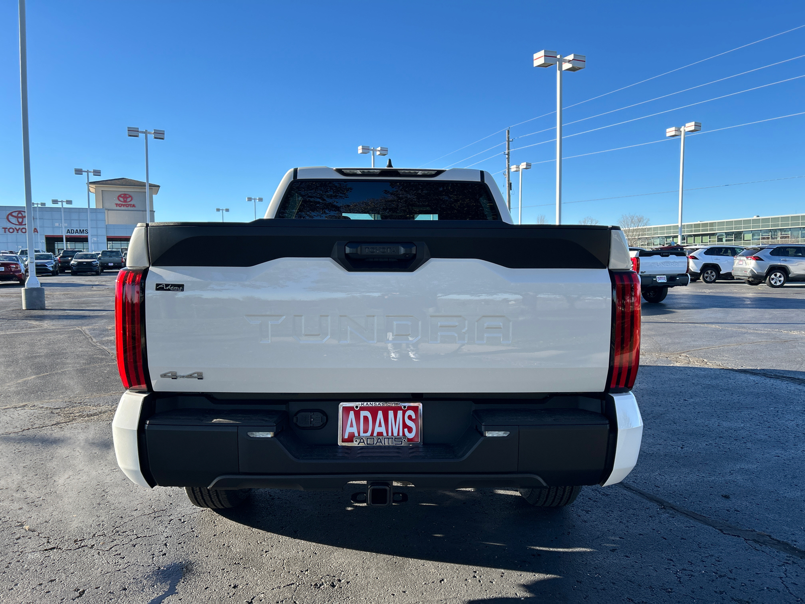 2025 Toyota Tundra 4WD SR5 8