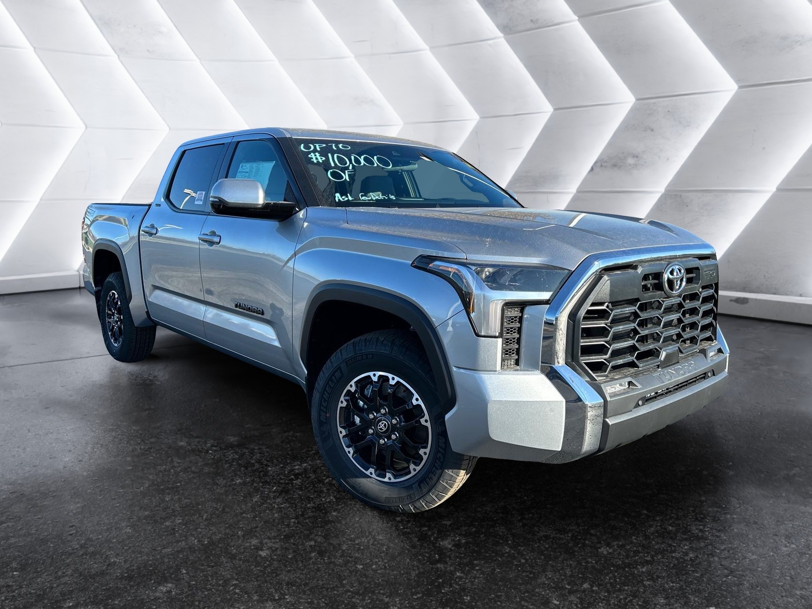 2025 Toyota Tundra 4WD SR5 1