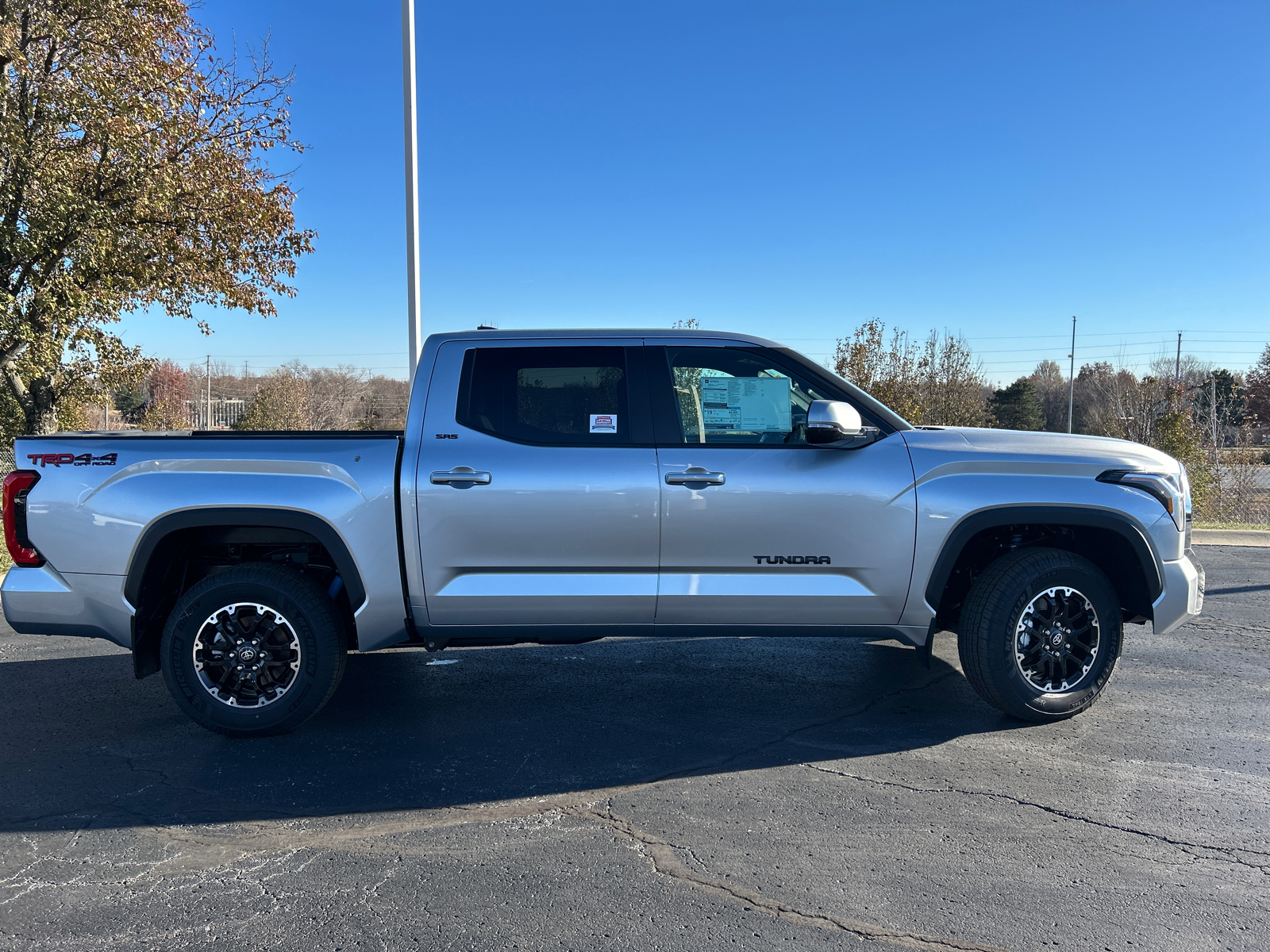 2025 Toyota Tundra 4WD SR5 10