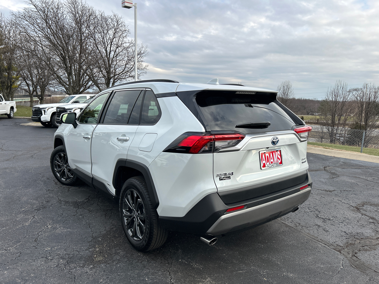 2023 Toyota RAV4 Hybrid Limited 7