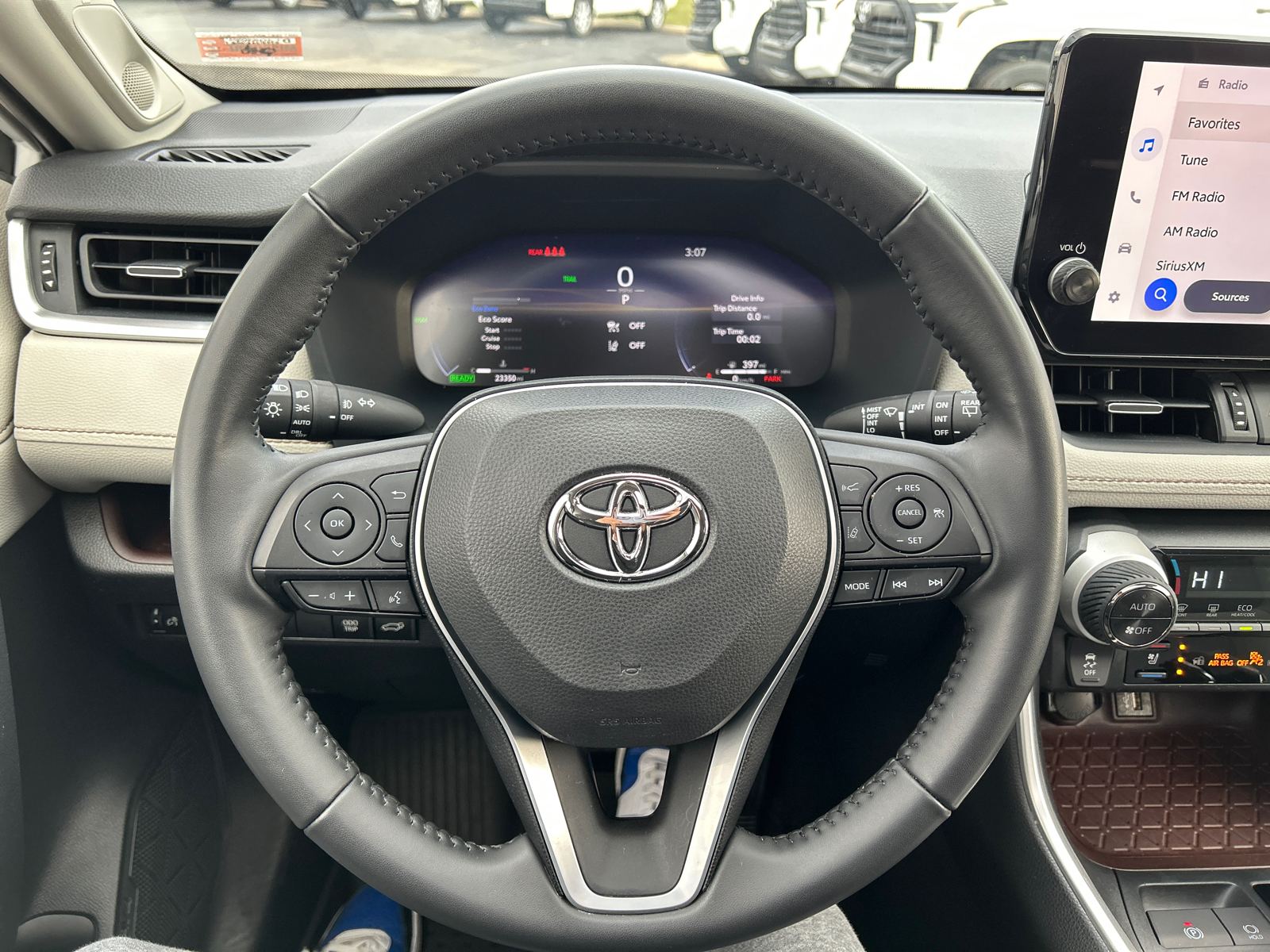 2023 Toyota RAV4 Hybrid Limited 26