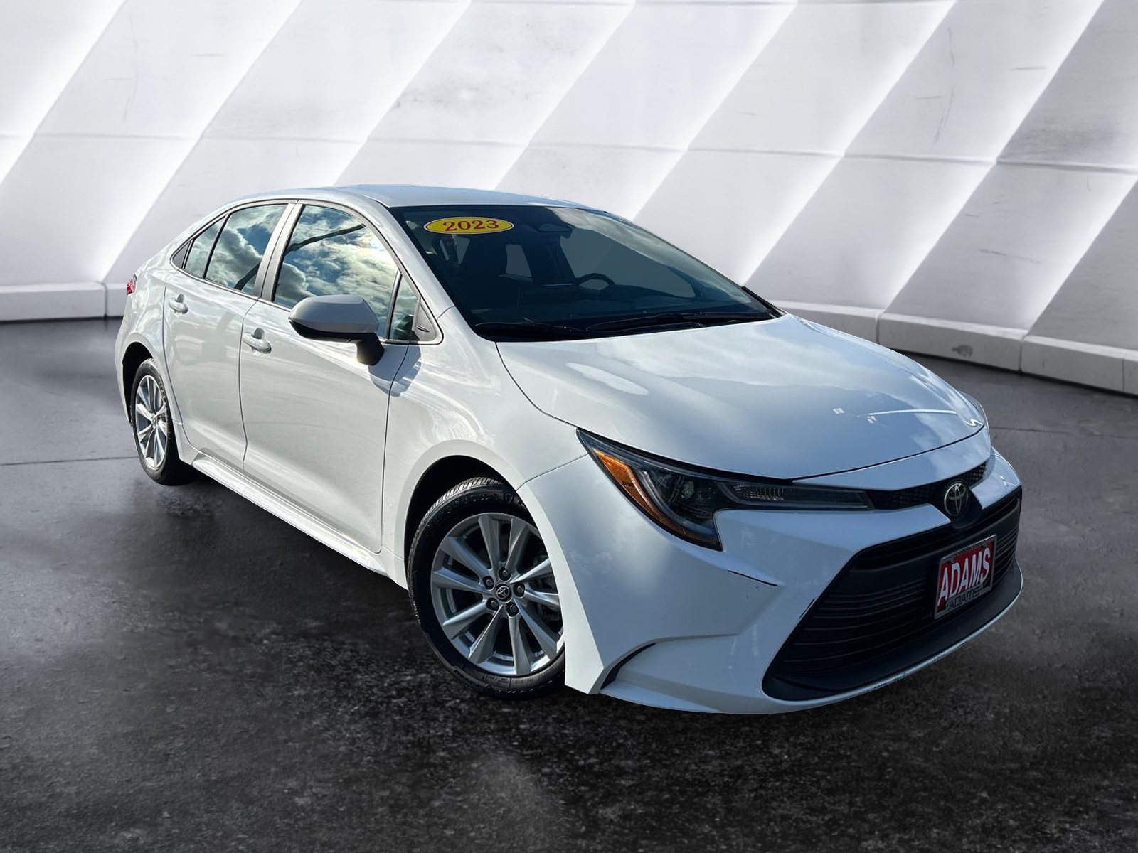 2023 Toyota Corolla LE 1