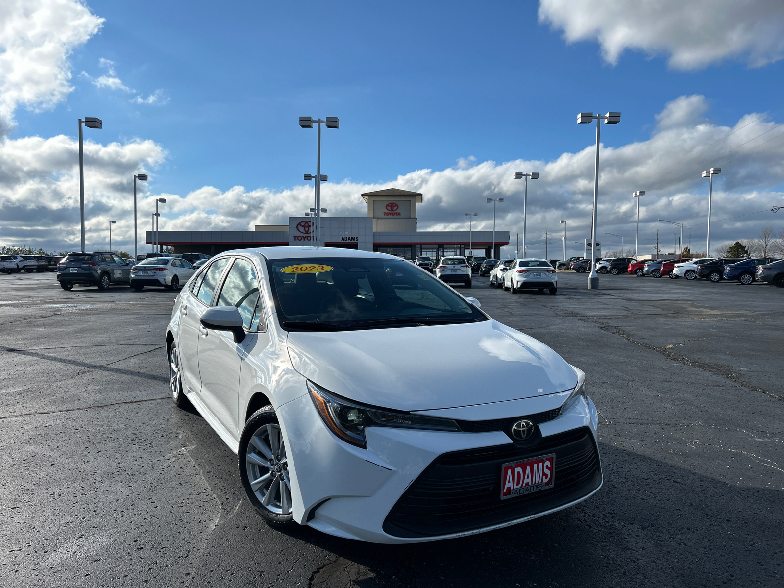 2023 Toyota Corolla LE 2