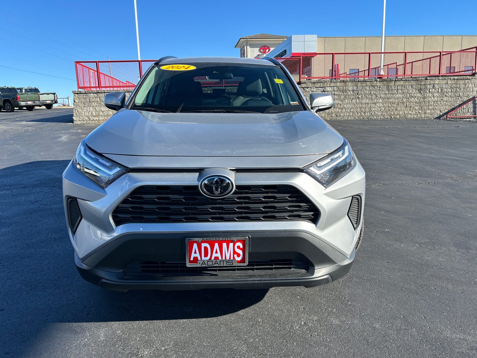 2024 Toyota RAV4 XLE 3