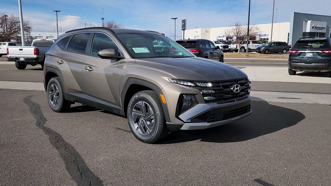 2025 Hyundai Tucson Hybrid Blue 1