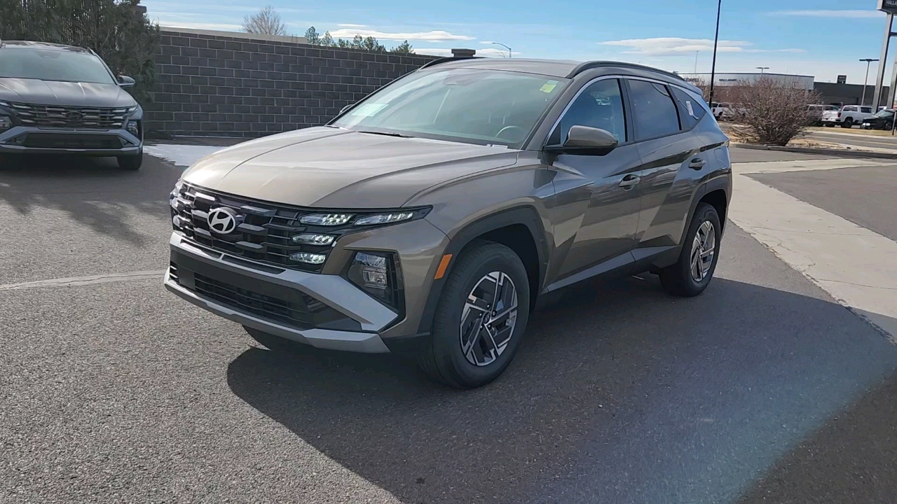 2025 Hyundai Tucson Hybrid Blue 6