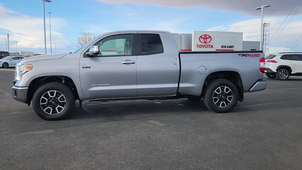 2017 Toyota Tundra 4WD Limited 2