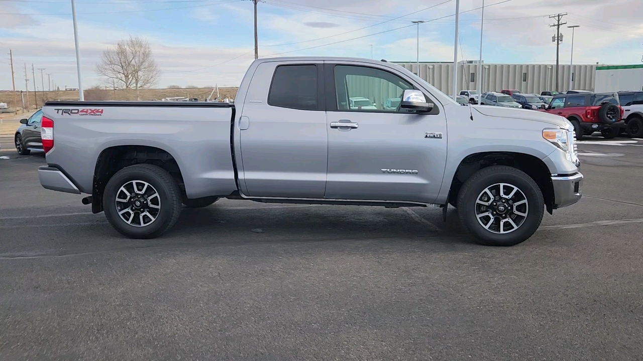 2017 Toyota Tundra 4WD Limited 5