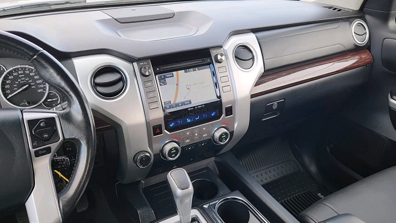 2017 Toyota Tundra 4WD Limited 9