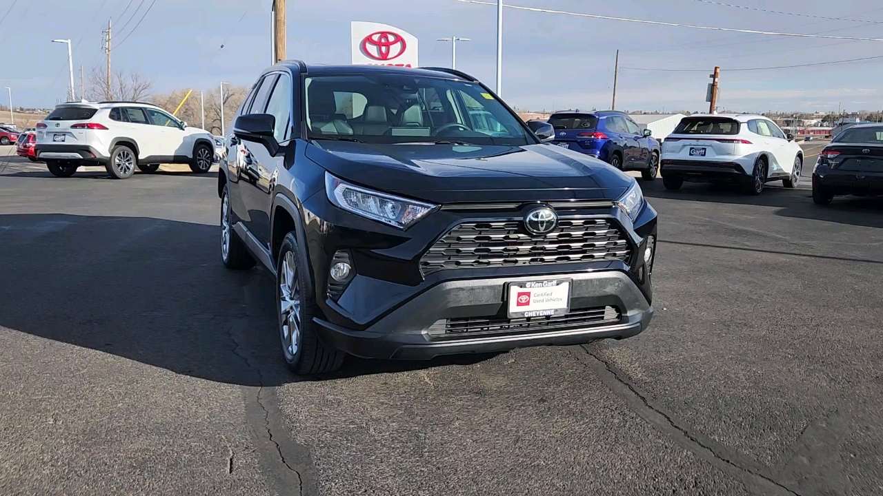 2021 Toyota RAV4 XLE Premium 7