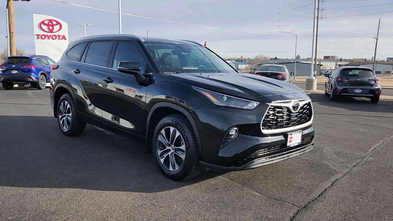 2023 Toyota Highlander XLE 7