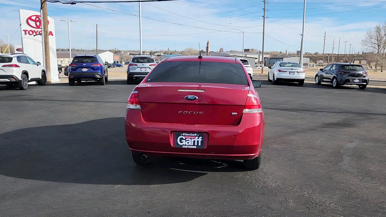 2011 Ford Focus SE 4