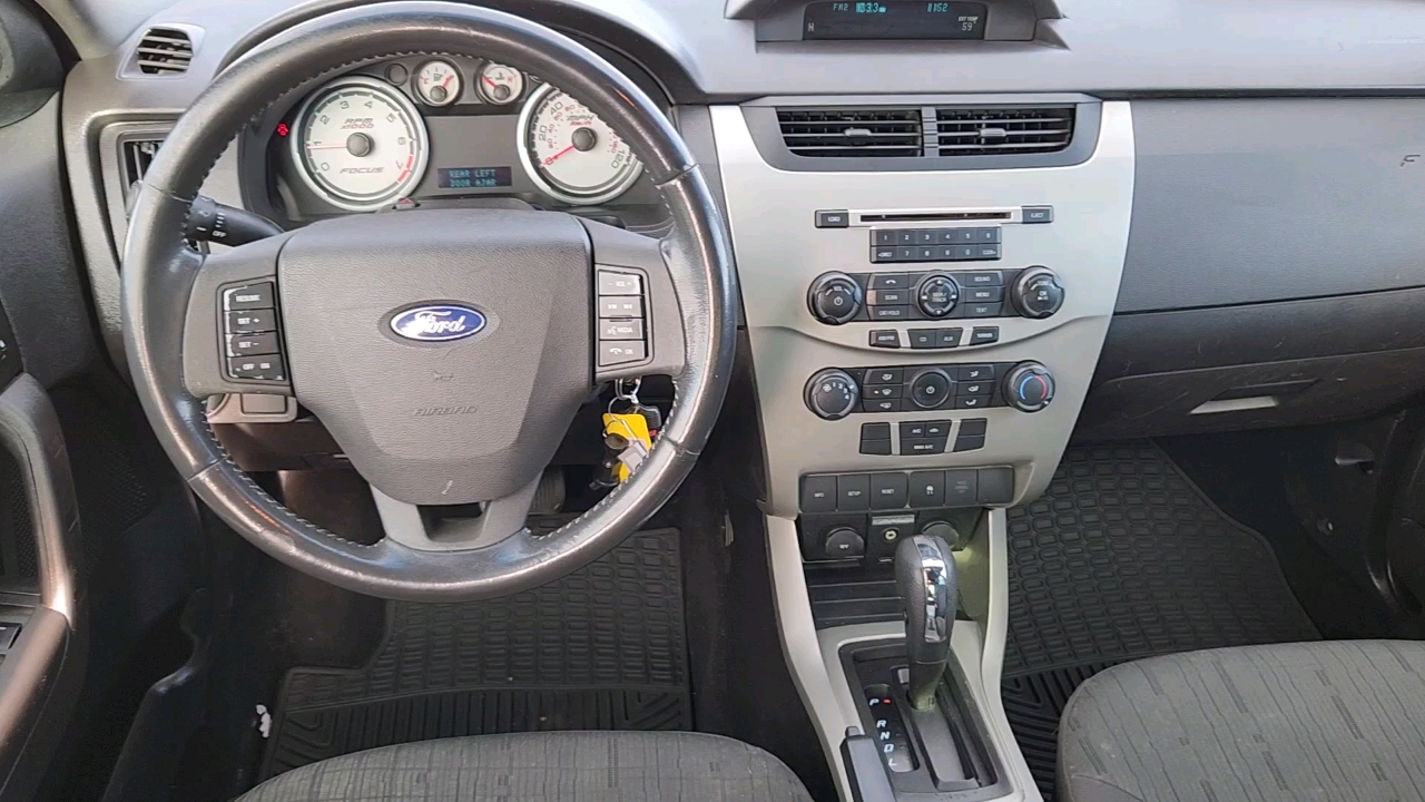 2011 Ford Focus SE 7