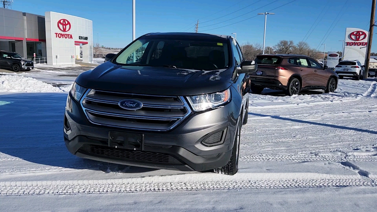 2018 Ford Edge SE 8