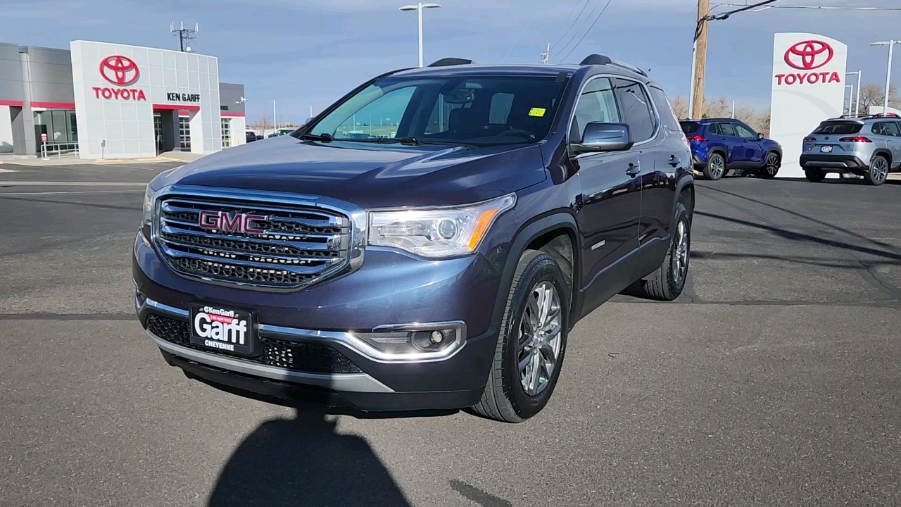 2019 GMC Acadia SLT 1