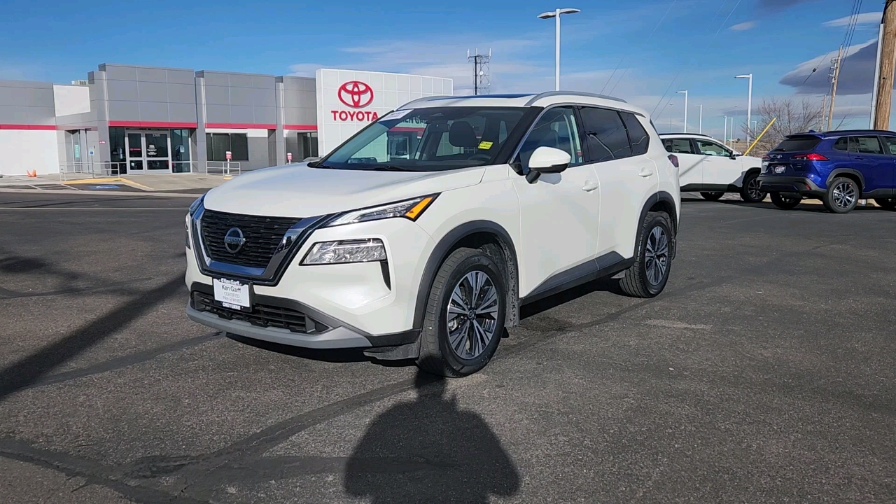 2021 Nissan Rogue SV 1