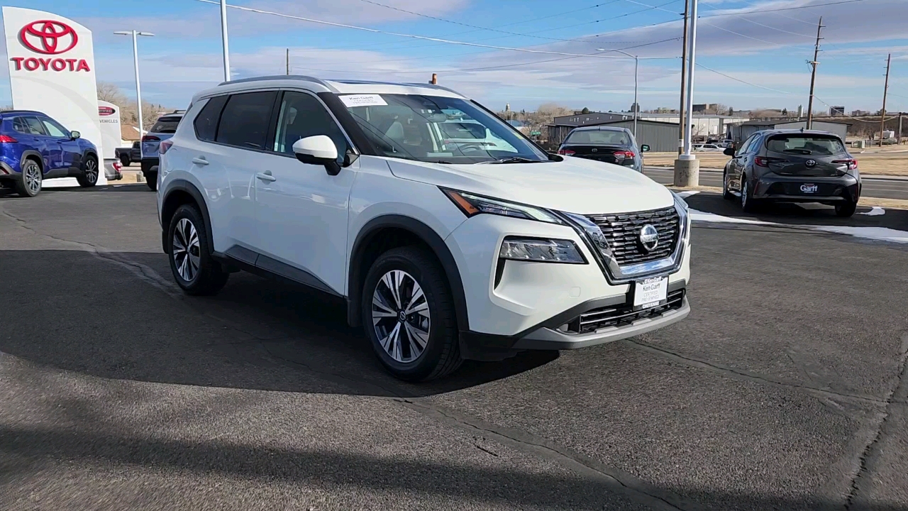 2021 Nissan Rogue SV 7