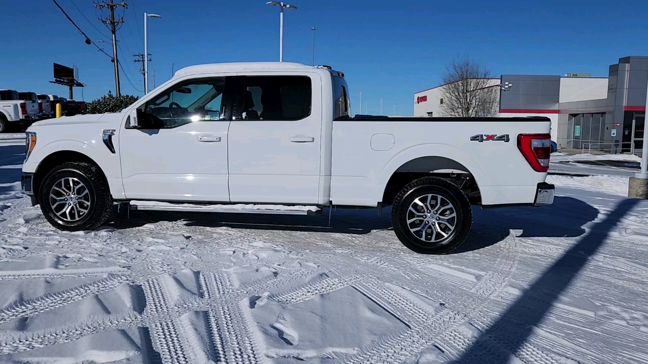 2022 Ford F-150 XLT 2