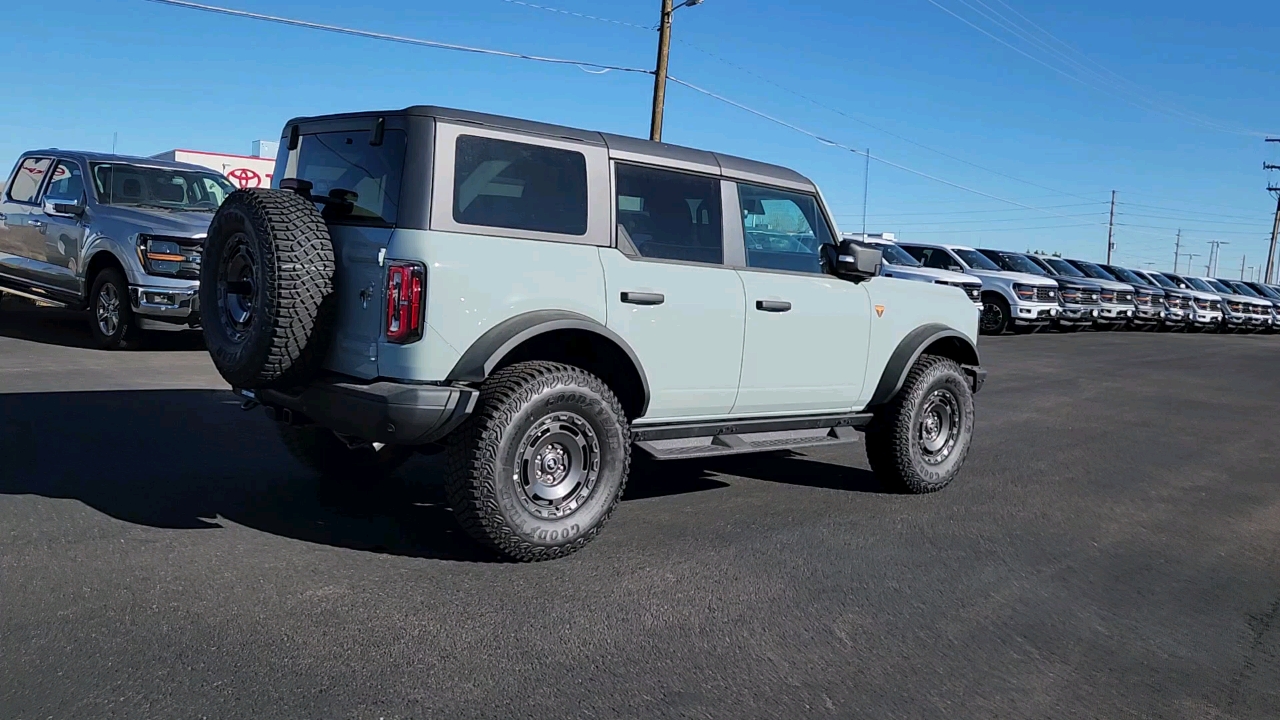 2024 Ford Bronco Badlands 3