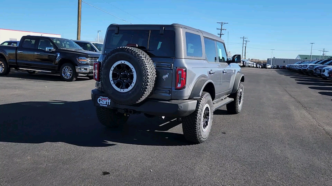 2024 Ford Bronco Outer Banks 3