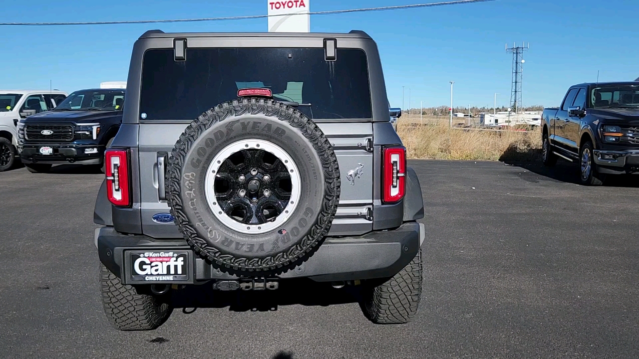 2024 Ford Bronco Outer Banks 23