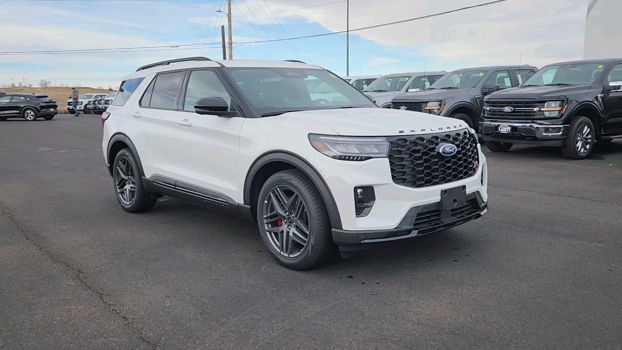 2025 Ford Explorer ST 1