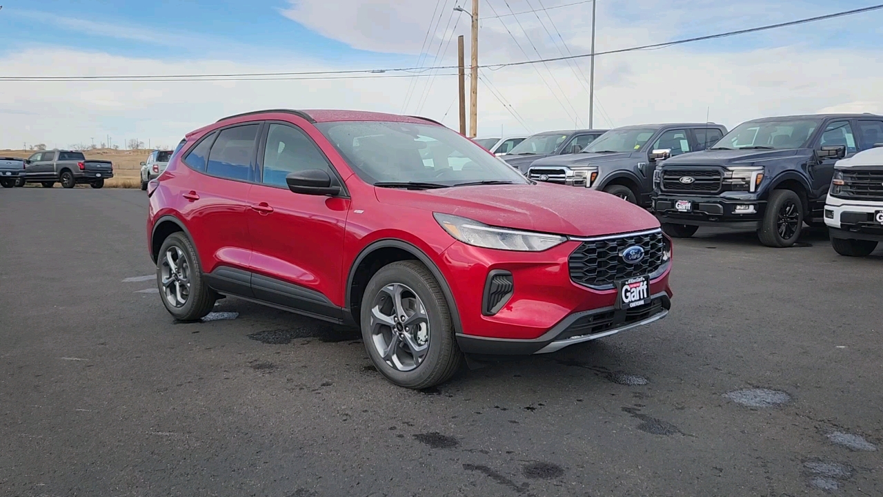 2025 Ford Escape ST-Line 1