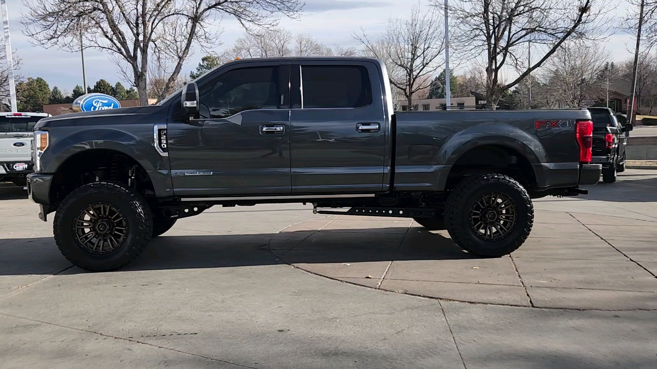 2018 Ford Super Duty F-250 SRW Platinum 2