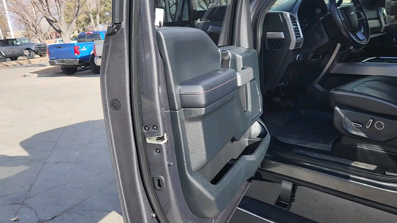 2018 Ford Super Duty F-250 SRW Platinum 10