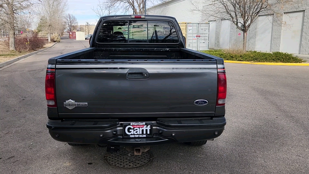 2004 Ford Super Duty F-250 Harley-Davidson 23